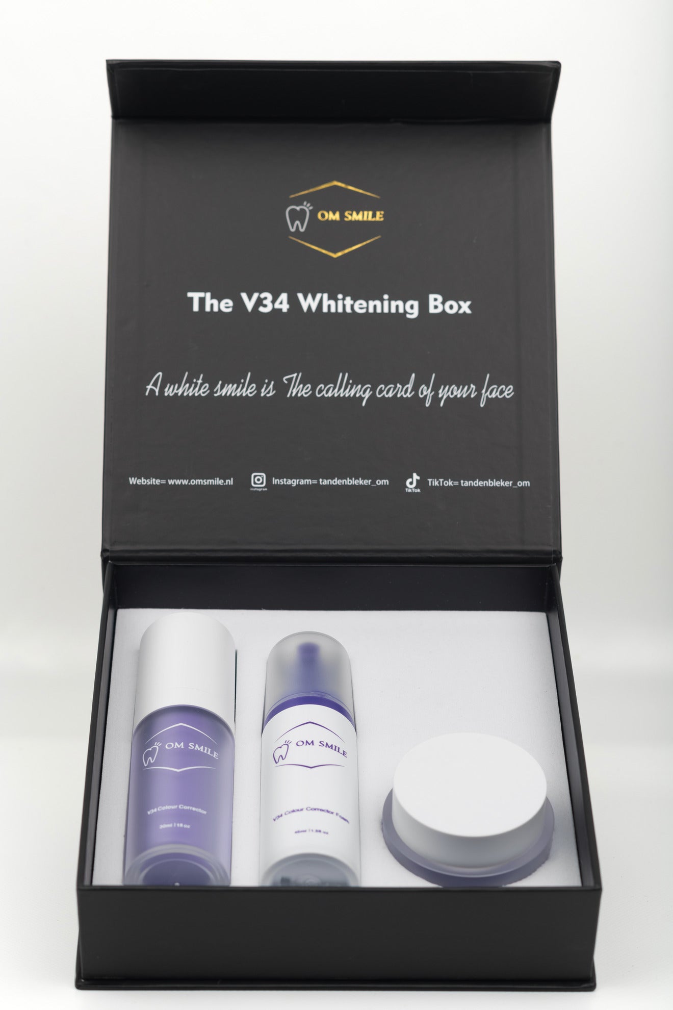 OM Smile - The V34 Whitening Box